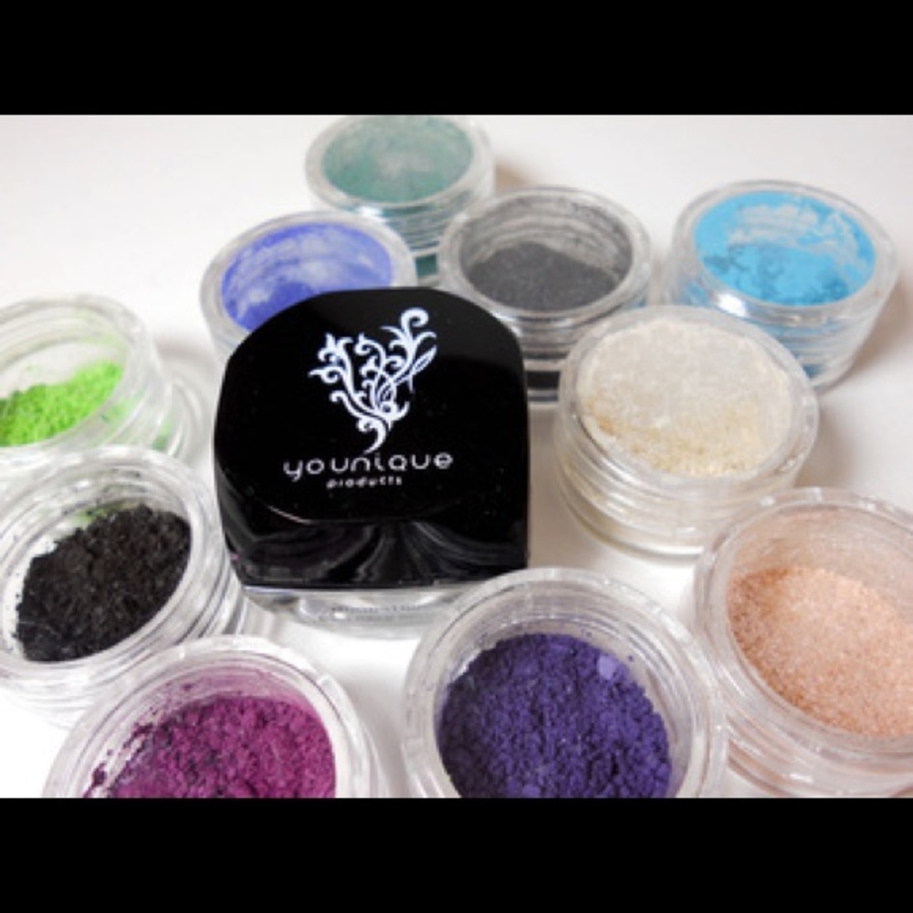 9 Younique Pigment Shimmer Eyeshadows